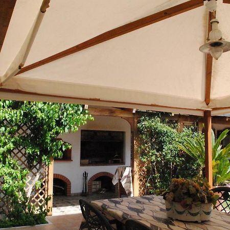 Villa Regina B&B Nettuno Exteriér fotografie