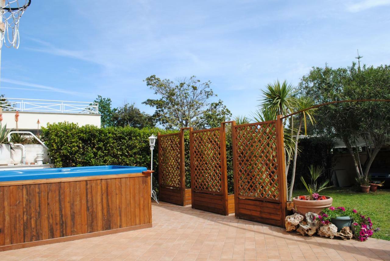 Villa Regina B&B Nettuno Exteriér fotografie