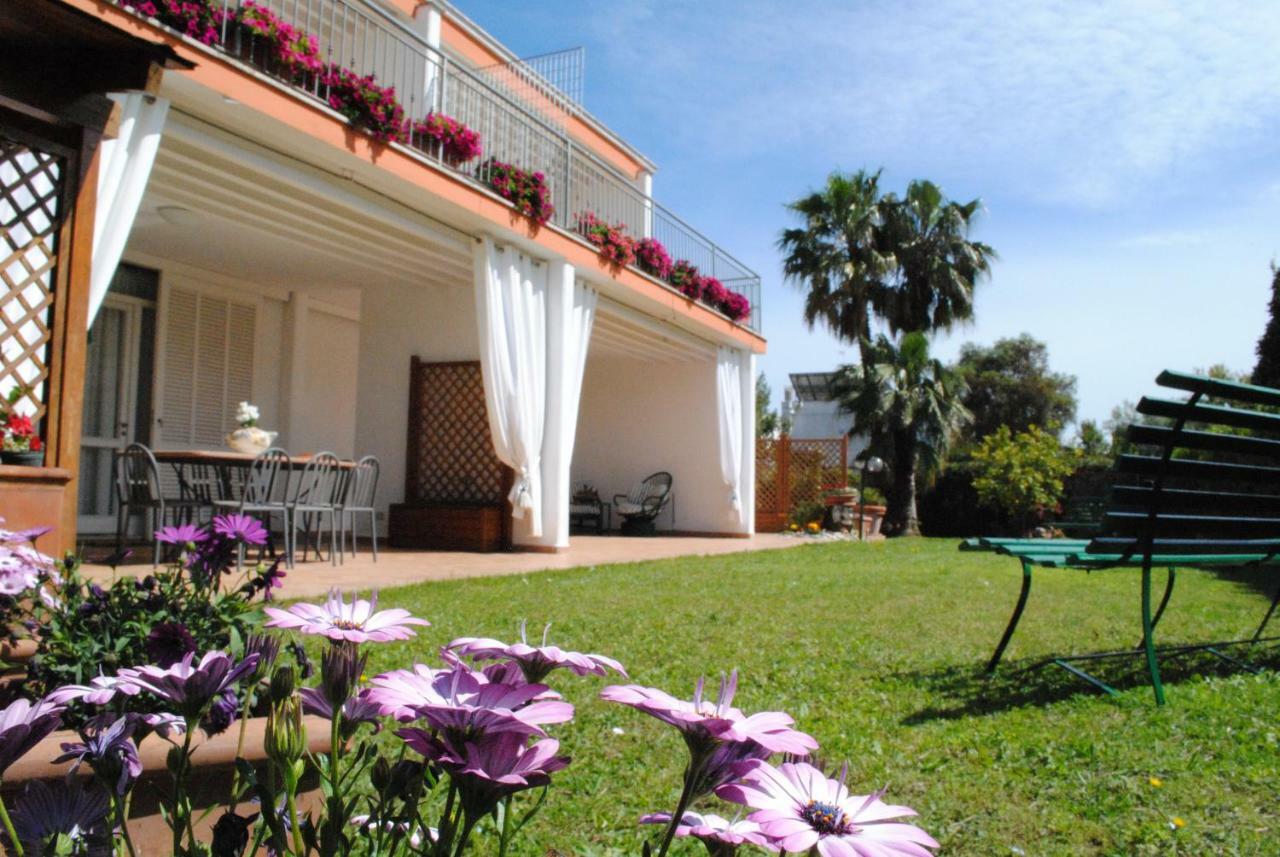 Villa Regina B&B Nettuno Exteriér fotografie